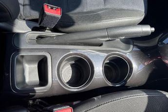 NISSAN JUKE  1.6 N-Connecta 5dr Xtronic Hatchback