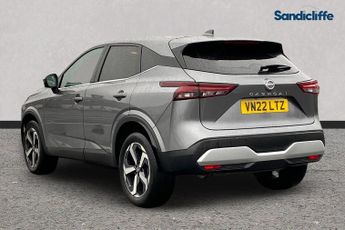 NISSAN QASHQAI  1.3 DiG-T MH 158 N-Connecta 5dr Xtronic Hatchback