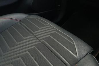 FORD PUMA  1.0 L EcoBoost Hybrid (mHEV) ST-Line X 5dr 7Spd Auto 125PS