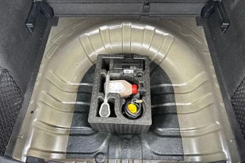 MG MOTOR UK ZS  1.0T GDi Exclusive 5dr DCT Hatchback