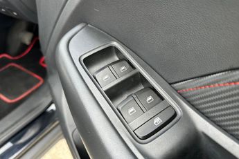 MG MOTOR UK ZS  1.0T GDi Exclusive 5dr DCT Hatchback