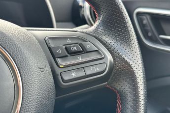 MG MOTOR UK ZS  1.0T GDi Exclusive 5dr DCT Hatchback