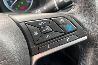 NISSAN LEAF  110kW Tekna 39kWh 5dr Auto Hatchback