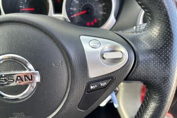 NISSAN JUKE  1.6 Acenta 5dr Xtronic Hatchback