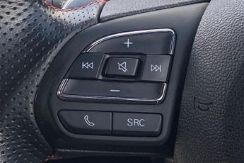 MG MOTOR UK HS  1.5 T-GDI Exclusive 5dr DCT Hatchback