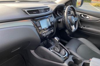 NISSAN QASHQAI  1.3 DiG-T 160 Tekna 5dr DCT Hatchback