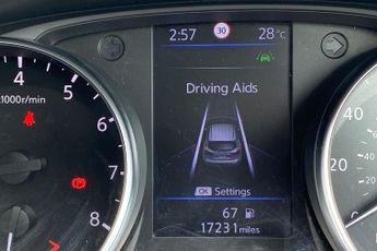 NISSAN QASHQAI  1.3 DiG-T Tekna 5dr Hatchback