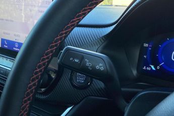 FORD PUMA  1.0 L EcoBoost Hybrid (mHEV) ST-Line X 5dr 7Spd Auto 125PS