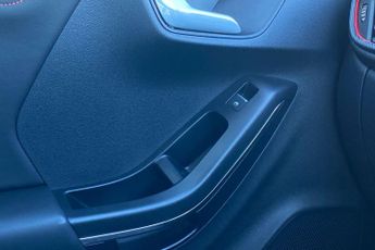 FORD PUMA  1.0 L EcoBoost Hybrid (mHEV) ST-Line X 5dr 7Spd Auto 125PS