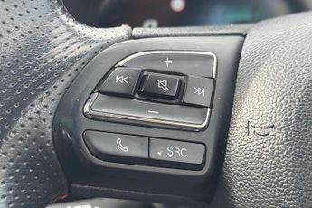 MG MOTOR UK HS  1.5 T-GDI PHEV Exclusive 5dr Auto Hatchback