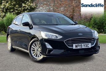 Ford Focus  1.0 L EcoBoost Titanium 5dr 6Spd 125PS