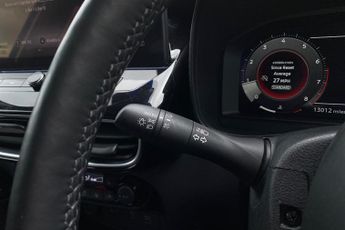 NISSAN JUKE  1.0 DiG-T Tekna 5dr DCT Hatchback