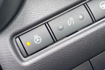 NISSAN JUKE  1.0 DiG-T Tekna+ 5dr DCT Hatchback