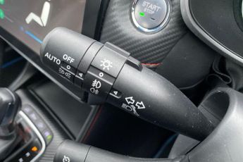 MG MOTOR UK ZS  1.0T GDi Exclusive 5dr DCT Hatchback