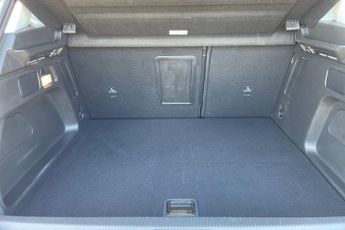 VAUXHALL GRANDLAND  1.6 Hybrid Ultimate 5dr Auto [7.4 kWCh] Hatchback