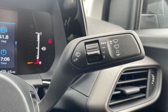 FORD TRANSIT COURIER  Leader Van 1.0L EcoBoost 125PS FWD 7 Speed Automatic