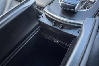 MERCEDES-BENZ C CLASS  C300d AMG Line Edition Premium 4dr 9G-Tronic Saloon