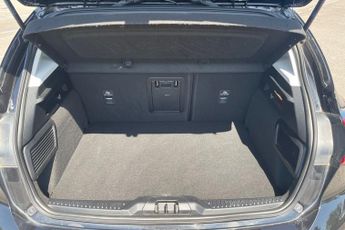 FORD FOCUS  1.0 L EcoBoost Hybrid Active X Vignale Edition 5dr 6Spd 125PS