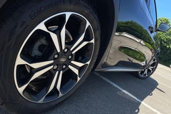 FORD FOCUS  1.0 L EcoBoost Hybrid Active X Vignale Edition 5dr 6Spd 125PS
