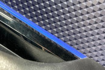 TOYOTA C-HR  1.8 Hybrid Dynamic 5dr CVT Hatchback