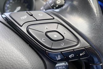 TOYOTA C-HR  1.8 Hybrid Dynamic 5dr CVT Hatchback