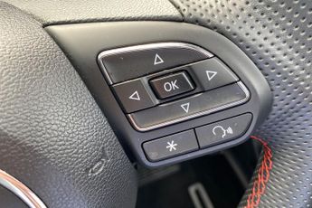 MG MOTOR UK ZS  1.5 VTi-TECH Exclusive 5dr Hatchback
