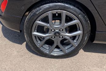 FORD FIESTA  ST-Line 5 door 1.0L EcoBoost 125PS mHEV FWD 6-Speed Manual