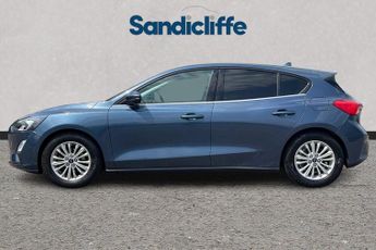 FORD FOCUS  1.0 L EcoBoost Hybrid Titanium 5dr 6Spd 125PS
