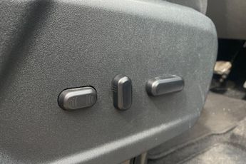 FORD TRANSIT CUSTOM  Sport DCiV 320 L2 2.0L EcoBlue 185PS FWD 6Spd Man