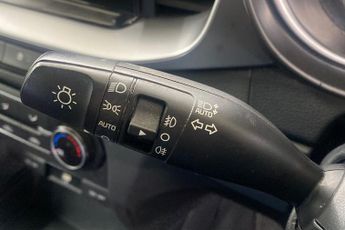 KIA XCEED  1.0T GDi ISG 2 5dr Hatchback