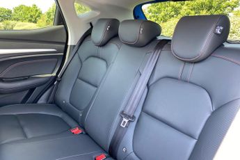 MG MOTOR UK ZS  1.0T GDi Exclusive 5dr DCT Hatchback