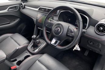 MG MOTOR UK ZS  1.5 VTi-TECH Exclusive 5dr Hatchback
