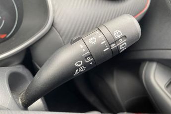 MG MOTOR UK ZS  1.5 VTi-TECH Exclusive 5dr Hatchback
