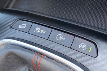MG MOTOR UK ZS  1.5 VTi-TECH Exclusive 5dr Hatchback