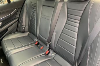MERCEDES-BENZ E CLASS  E220d AMG Line Premium Plus 4dr 9G-Tronic Saloon
