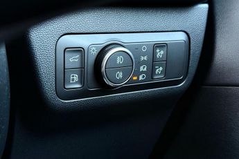 FORD KUGA  Vignale 5 door 2.5L Duratec PHEV 225PS FWD CVT Automatic