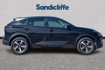 NISSAN QASHQAI  1.3 DiG-T MH Premiere Edition 5dr Hatchback