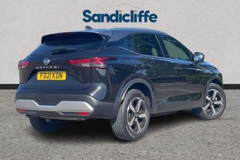 NISSAN QASHQAI  1.3 DiG-T MH Premiere Edition 5dr Hatchback