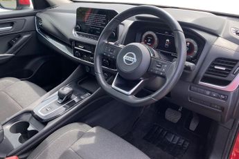 NISSAN QASHQAI  1.3 DiG-T MH 158 N-Connecta 5dr Xtronic Hatchback