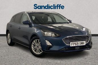 Ford Focus  1.0 L EcoBoost Titanium 5dr 6Spd 125PS