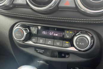 NISSAN JUKE  1.6 Hybrid Tekna 5dr Auto Hatchback