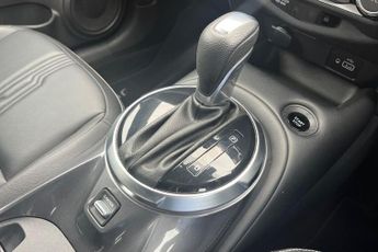 NISSAN JUKE  1.6 Hybrid Tekna 5dr Auto Hatchback