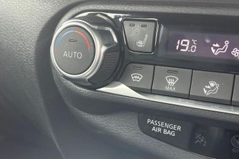 NISSAN JUKE  1.6 Hybrid Tekna 5dr Auto Hatchback