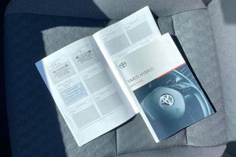 TOYOTA YARIS  1.5 Hybrid Icon 5dr CVT Hatchback