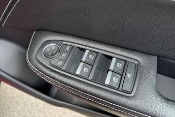 RENAULT ARKANA  1.3 TCe Mild Hybrid 140 S Edition 5dr EDC Estate