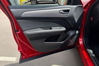 RENAULT ARKANA  1.3 TCe Mild Hybrid 140 S Edition 5dr EDC Estate