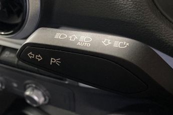 AUDI Q2  35 TFSI S Line 5dr S Tronic Estate