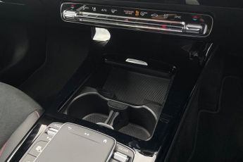 MERCEDES-BENZ CLA  CLA 220d AMG Line Executive 4dr Tip Auto Saloon