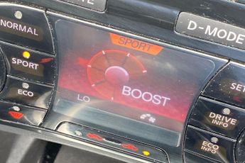 NISSAN JUKE  1.2 DiG-T N-Connecta 5dr Hatchback