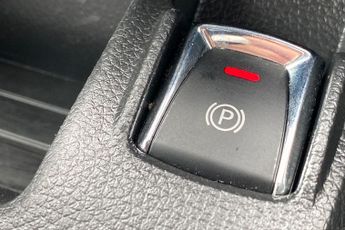 NISSAN QASHQAI  1.5 dCi N-tec 5Dr Hatchback